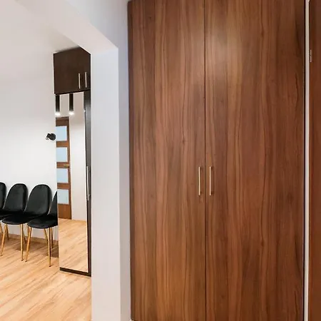 Metro Rondo Onz 2-Bedroom Apartment Warsaw Exterior photo